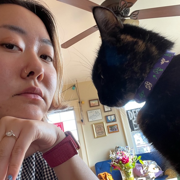 Meet your Posher, Kelly - Picture 2 of 2